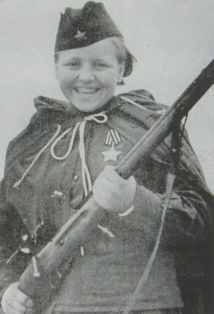 http://www.belarusguide.com/images/WWII/Red_Army_Sniper_July_1944.jpg